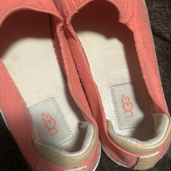 UGG Women's pink Knit Loafers - Picture 3 of 5